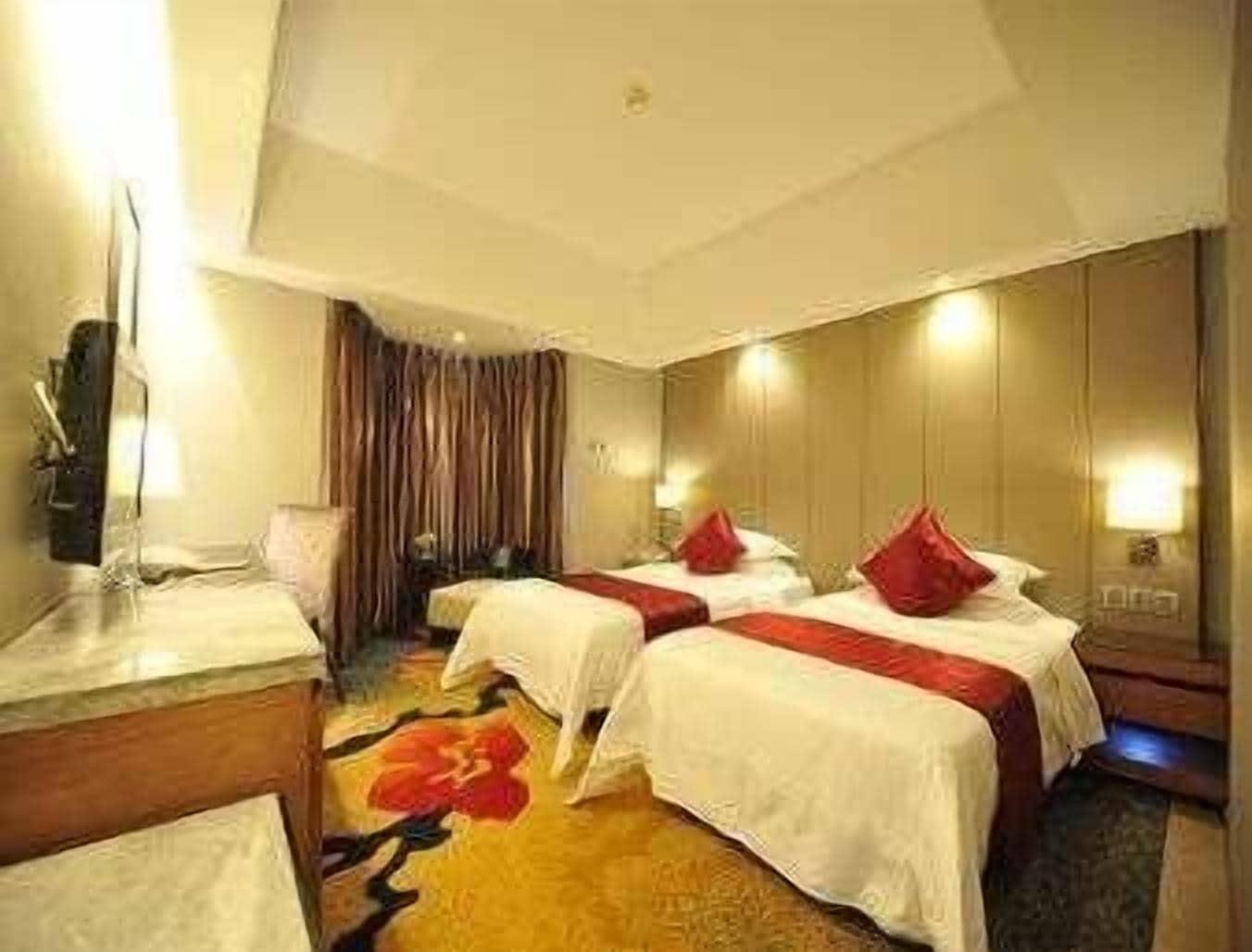 Ramada Hotel שיאמן מראה חיצוני תמונה