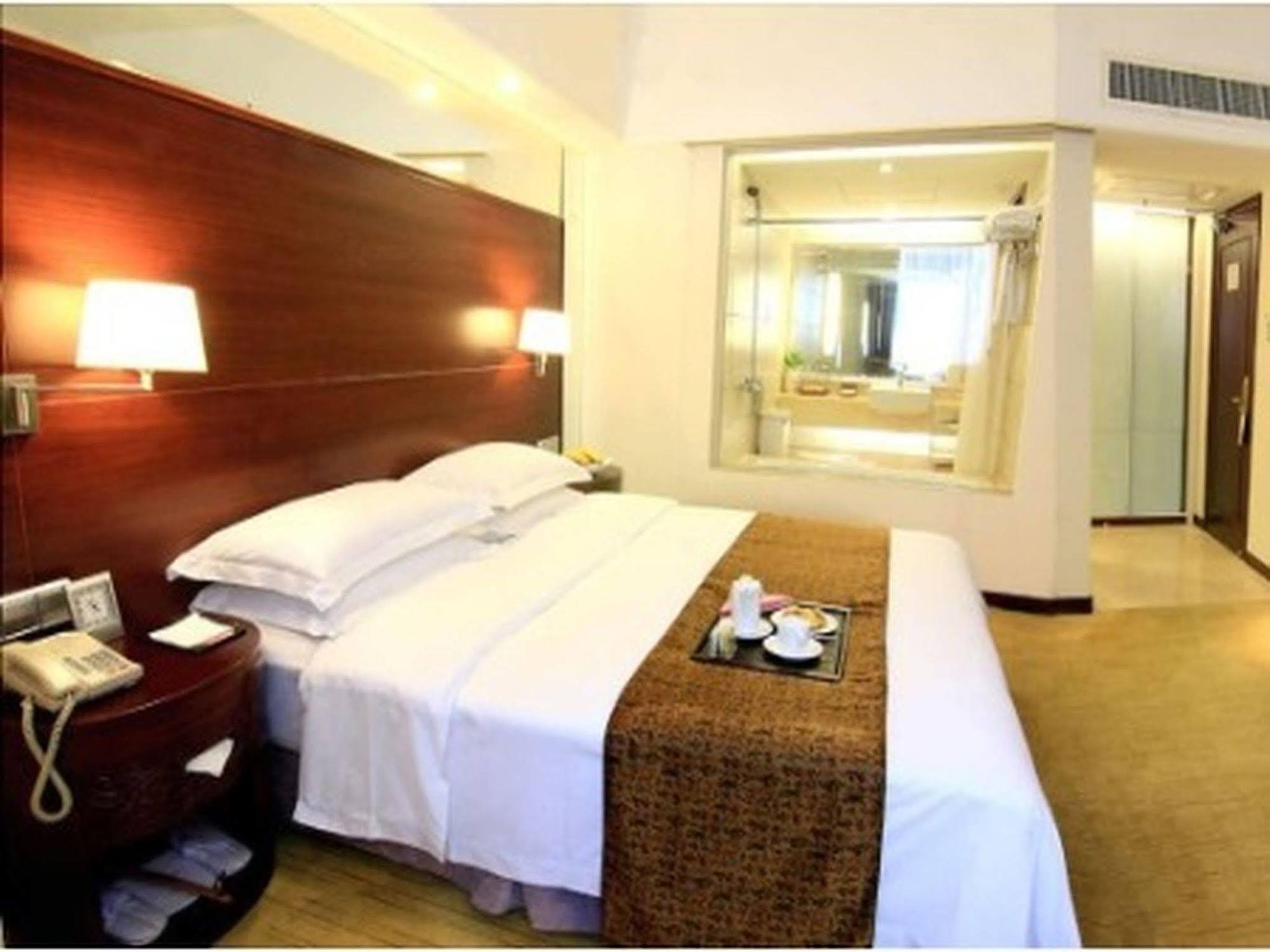 Ramada Hotel שיאמן מראה חיצוני תמונה